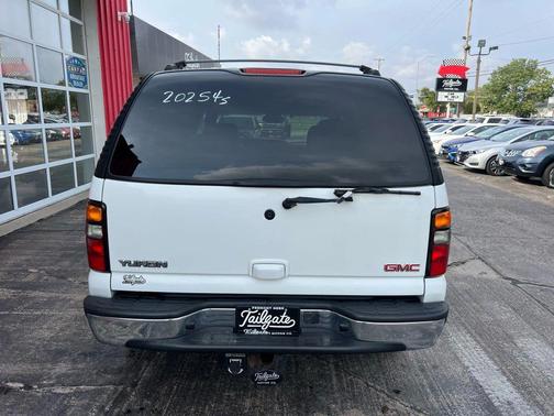 2004 GMC Yukon SLT