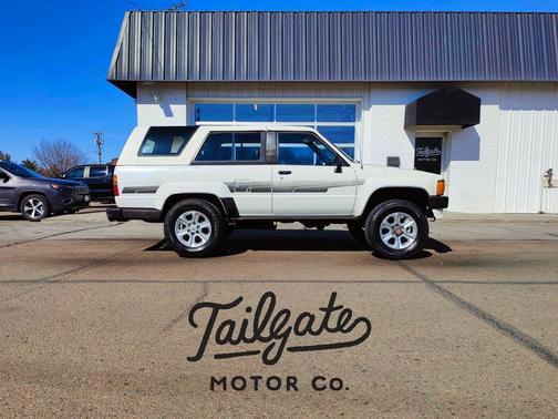 1986 Toyota 4Runner SR5 2D SUV 4X4 Turbo