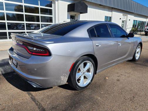 2017 Dodge Charger R/T