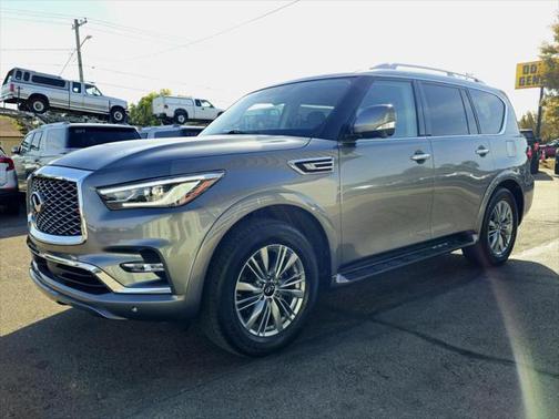 2021 INFINITI QX80 Luxe