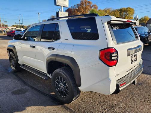 2025 Toyota 4Runner SR5 Sport Utility 4D