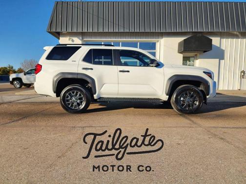 2025 Toyota 4Runner SR5 Sport Utility 4D