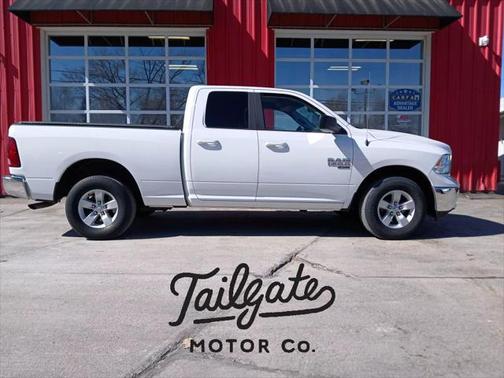 2019 RAM 1500 SLT