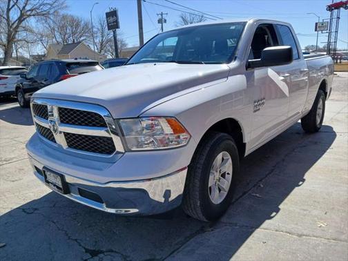 2019 RAM 1500 SLT