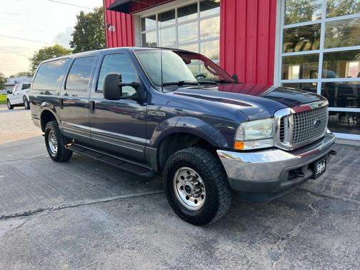 2003 Ford Excursion XLT Sport Utility 4D