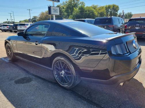2011 Ford Mustang GT Premium