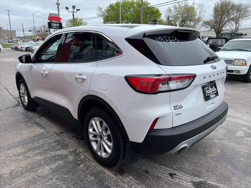 2021 Ford Escape SE