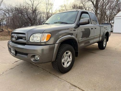 2003 Toyota Tundra Limited