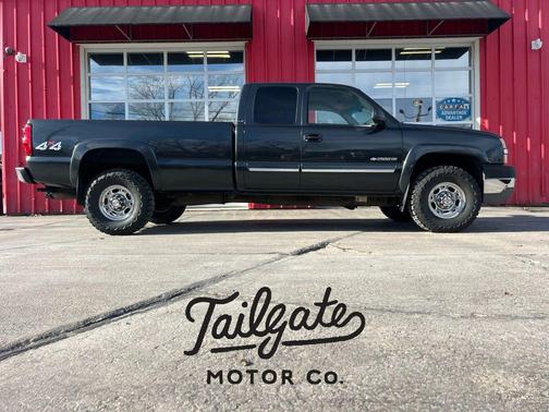 2003 Chevrolet Silverado 2500 LS H/D Extended Cab