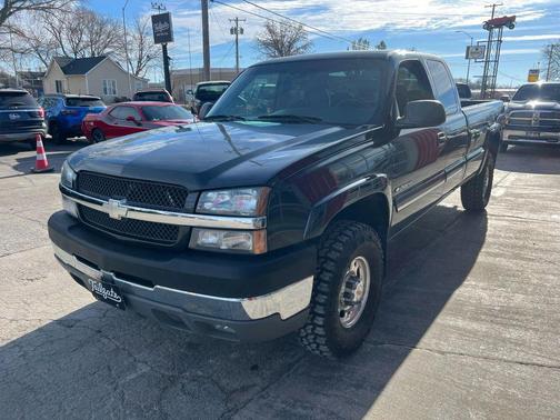 2003 Chevrolet Silverado 2500 LS H/D Extended Cab