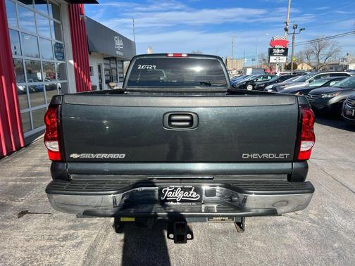 2003 Chevrolet Silverado 2500 LS H/D Extended Cab