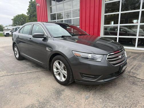 Gray 2018 Ford Taurus SEL Sedan 4D