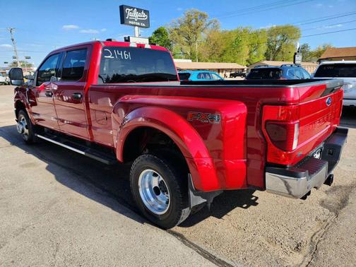 Red 2022 Ford F-350 XLT