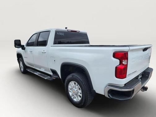 White 2024 Chevrolet Silverado 2500 LT