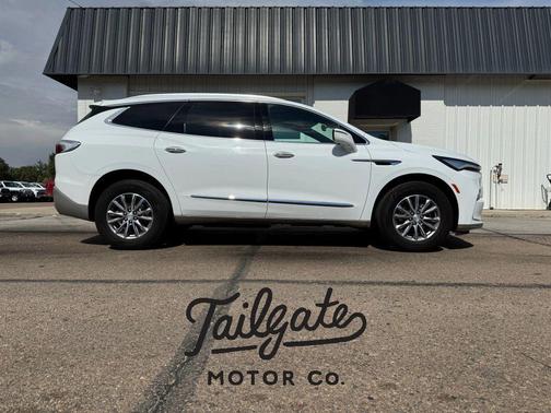 2022 Buick Enclave Essence Sport Utility 4D