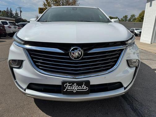 2022 Buick Enclave Essence Sport Utility 4D