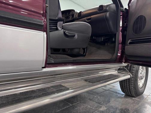 2002 Dodge Ram 2500 Base