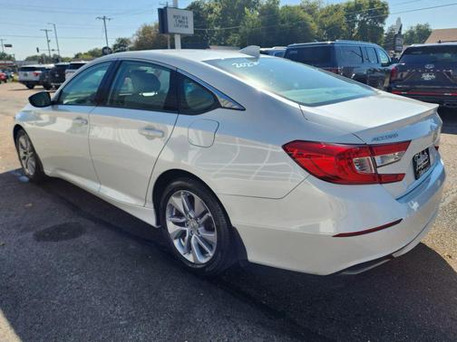 2018 Honda Accord LX Sedan 4D