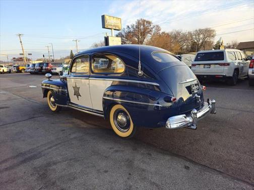 1948 Ford Deluxe Base