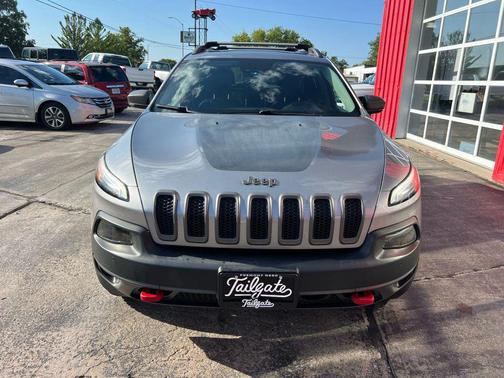 2016 Jeep Cherokee Sport