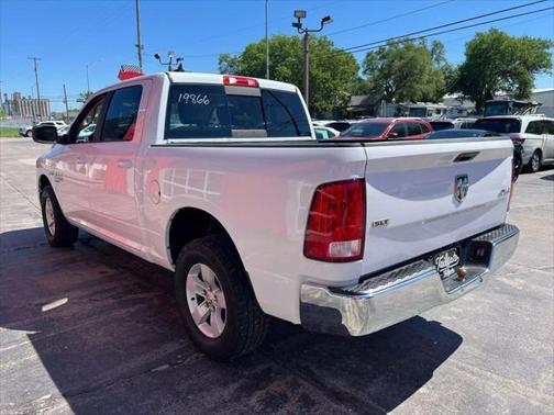 2019 RAM 1500 SLT