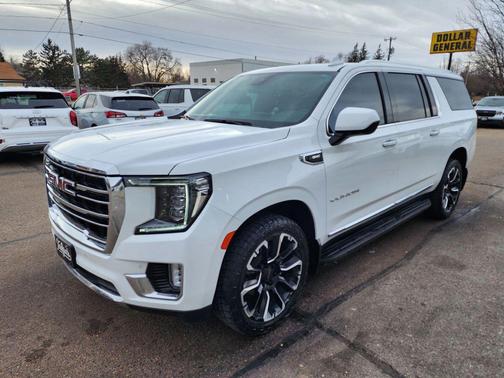 2023 GMC Yukon XL SLT