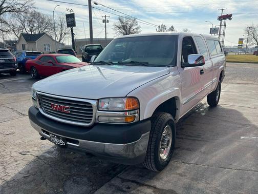 2002 GMC Sierra 2500 SLE H/D Extended Cab