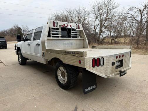 2009 Chevrolet Silverado 2500 LT Crew Cab