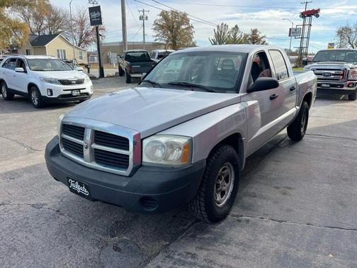 2005 Dodge Dakota ST Quad Cab