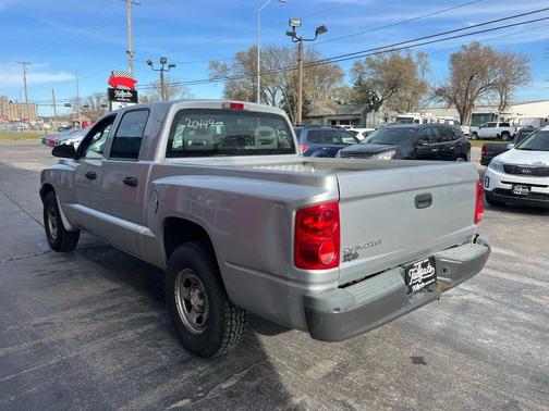 2005 Dodge Dakota ST Quad Cab