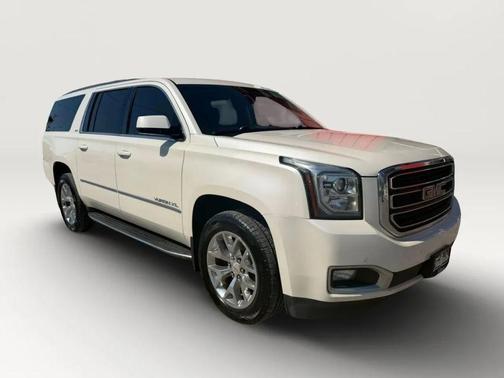 White 2015 GMC Yukon SLT