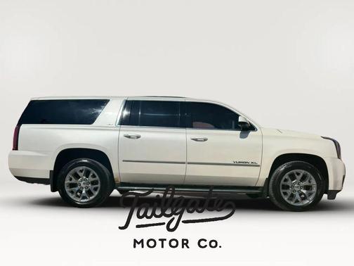 White 2015 GMC Yukon SLT