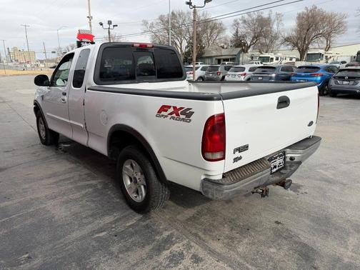 2003 Ford F-150 XLT