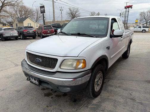 2003 Ford F-150 XLT