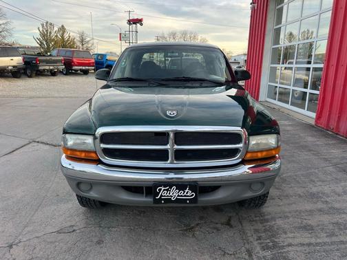 2001 Dodge Dakota Base