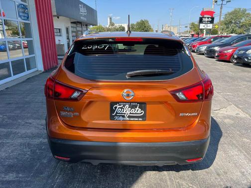 2017 Nissan Rogue Sport SV
