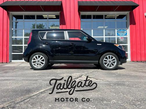 2017 Kia Soul +
