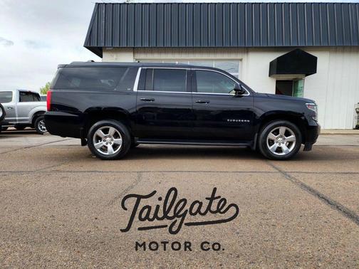 Black 2017 Chevrolet Suburban LT