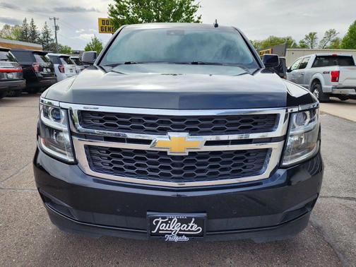 Black 2017 Chevrolet Suburban LT