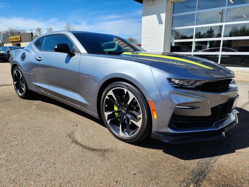 Silver 2020 Chevrolet Camaro 2SS