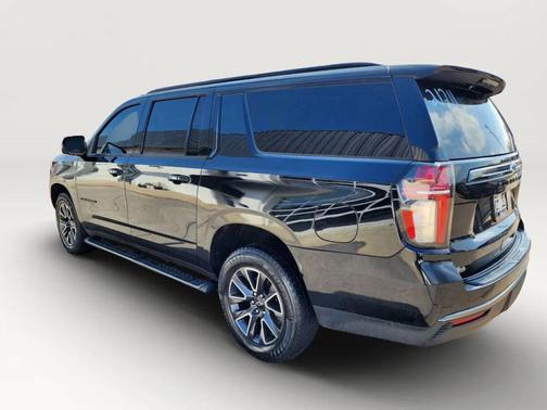Black 2022 Chevrolet Suburban Z71 Sport Utility 4D