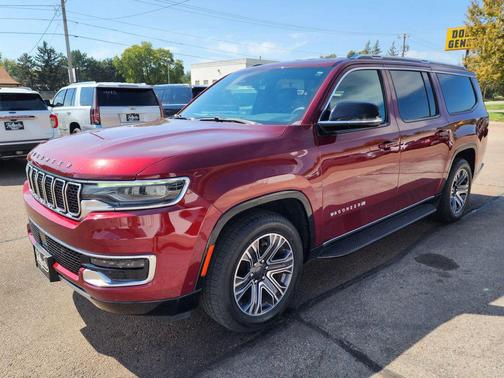 2023 Jeep Wagoneer L Series II Sport Utility 4D