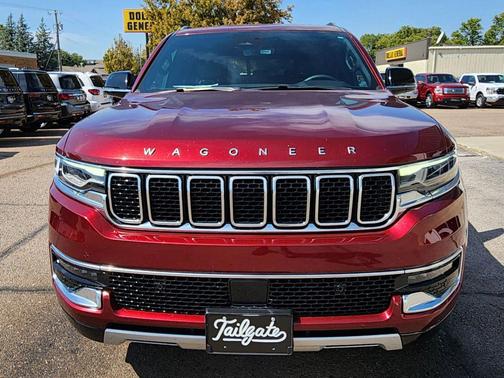 2023 Jeep Wagoneer L Series II Sport Utility 4D