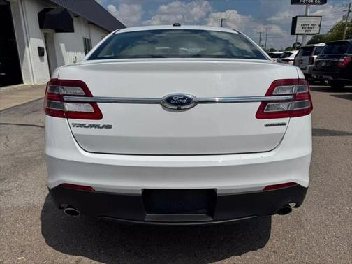 2019 Ford Taurus SE Sedan 4D