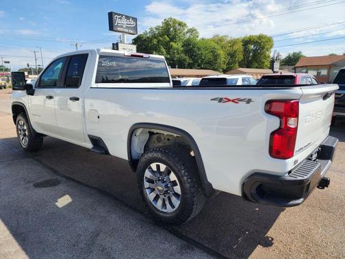 2023 Chevrolet Silverado 2500 Custom