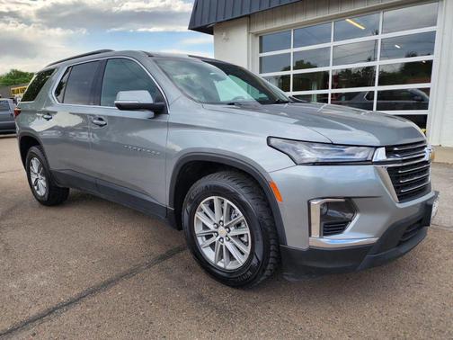 Silver 2023 Chevrolet Traverse LT Cloth