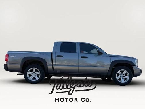 Gray 2010 Dodge Dakota Big Horn/Lone Star