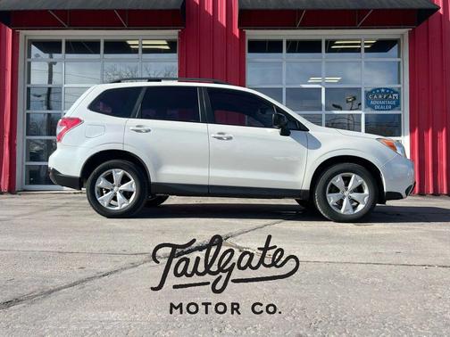 2015 Subaru Forester 2.5i