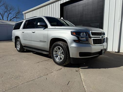 2019 Chevrolet Suburban LT