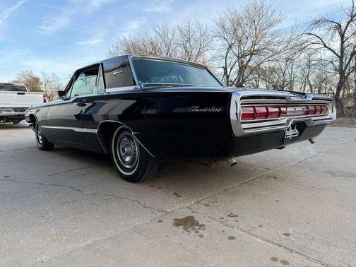 1966 Ford Thunderbird Base